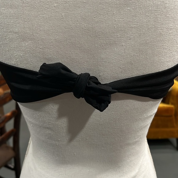 New Kenneth Cole bandeau black bikini top - Picture 5 of 8